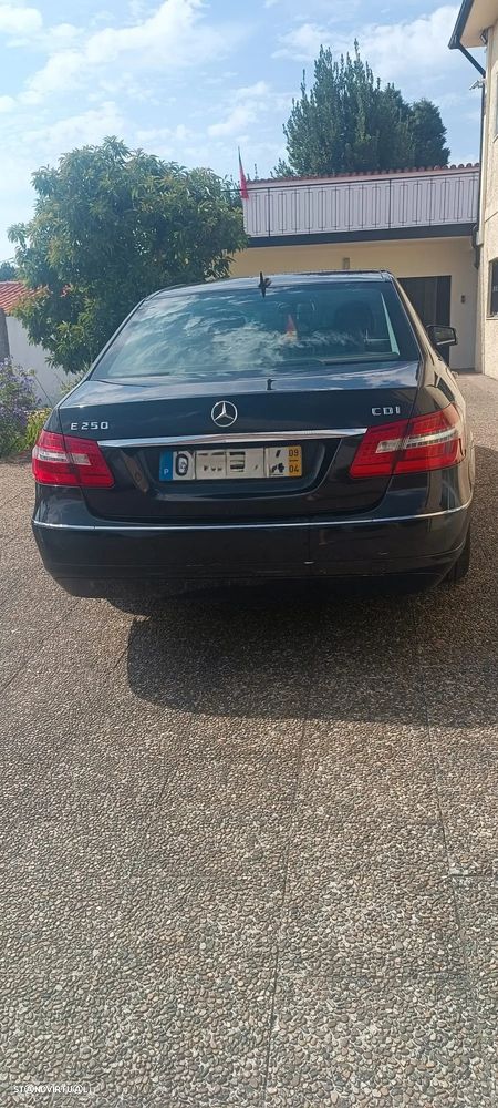 Mercedes-Benz E 250 CDI Elegance BlueEfficiency Auto. - 7