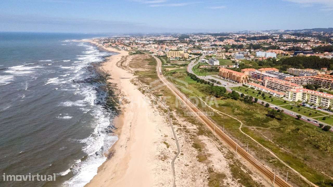 Moradia V4 c/ Piscina e Garagem em S. Félix da Marinha - Grande imagem: 3/24