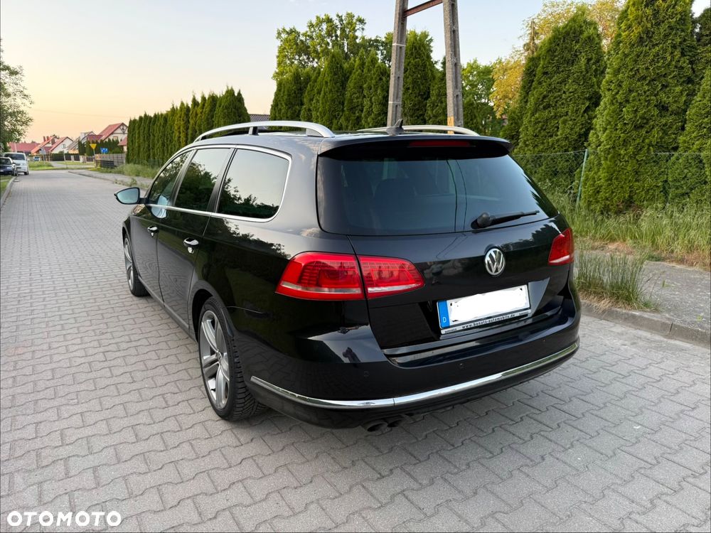 Volkswagen Passat 2.0 TDI DSG BlueMotion Technology R-Line - 5