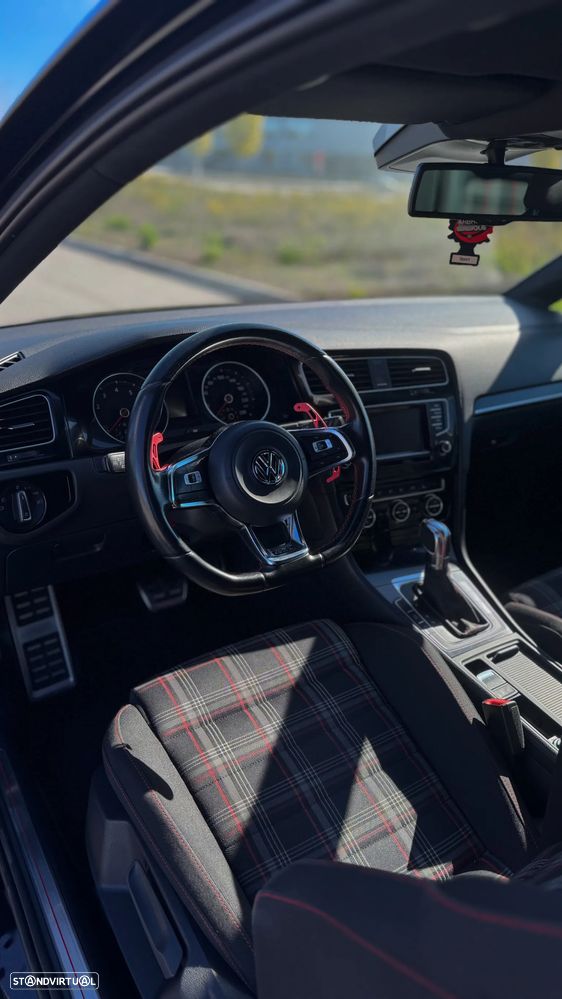 VW Golf 2.0 TSi GTi DSG - 10