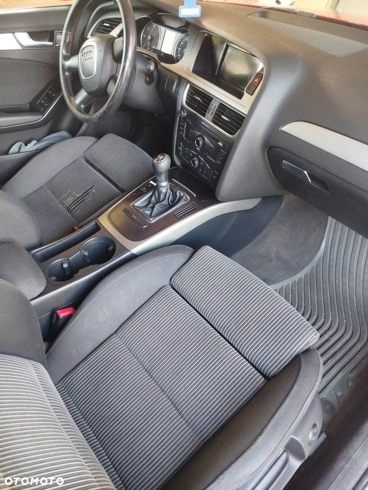 Audi A4 Limousine 2.0 TDI - 8