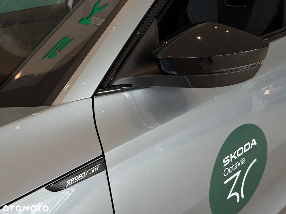 Skoda Octavia 1.5 TSI mHEV Sportline DSG - 27