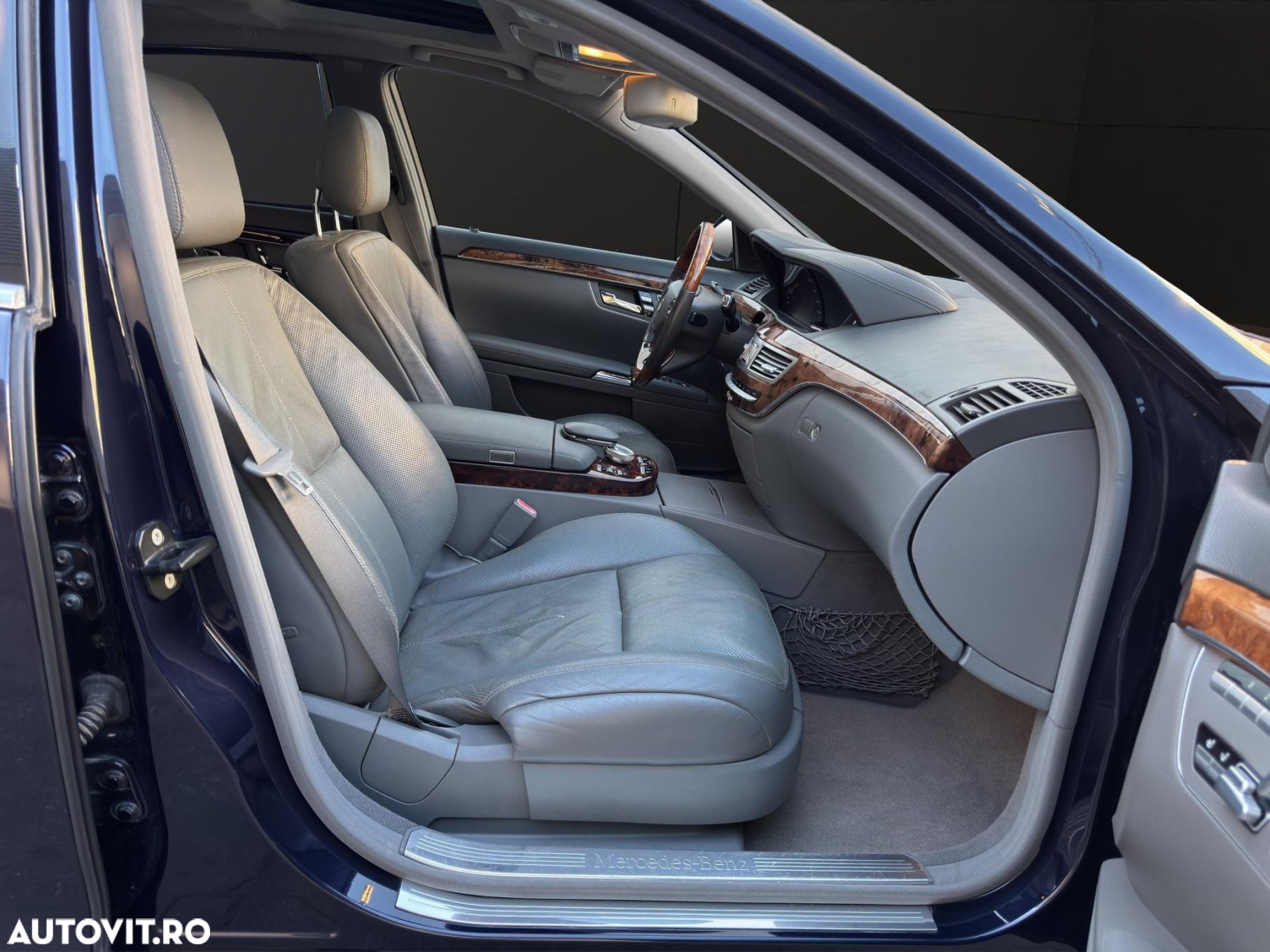 Mercedes-Benz S - 12