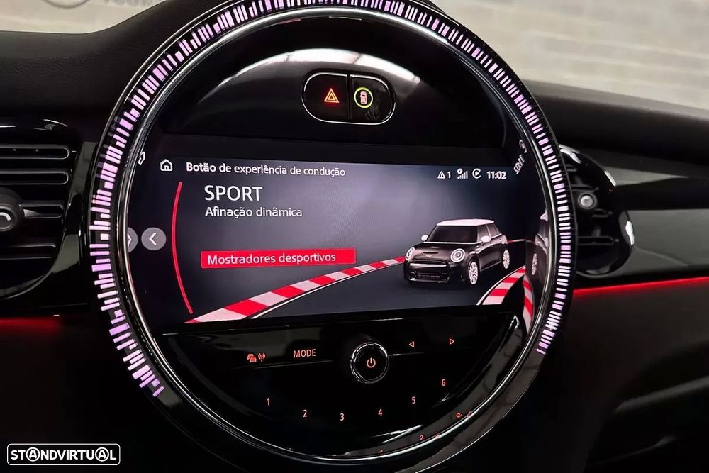 MINI 5 Portas Cooper S Premium JCW Auto - 39