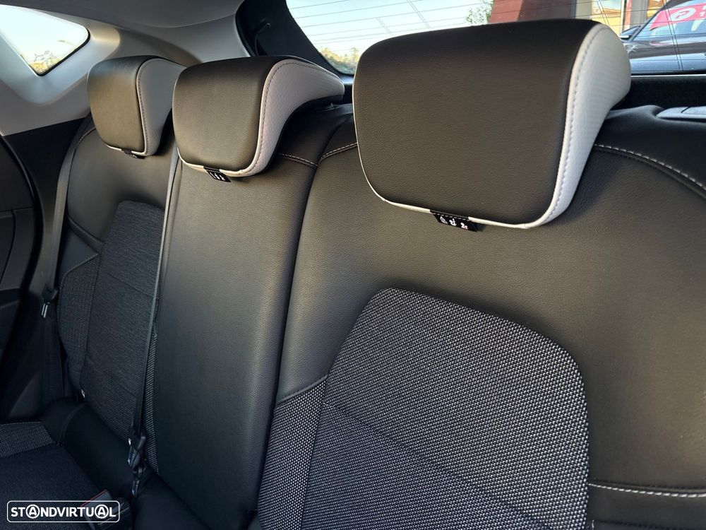 Renault Captur 1.0 TCe Intens Bi-Fuel - 19