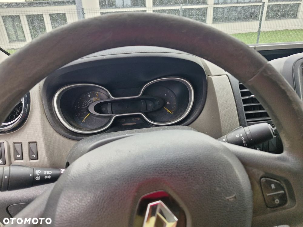 Renault TRAFIC - 27