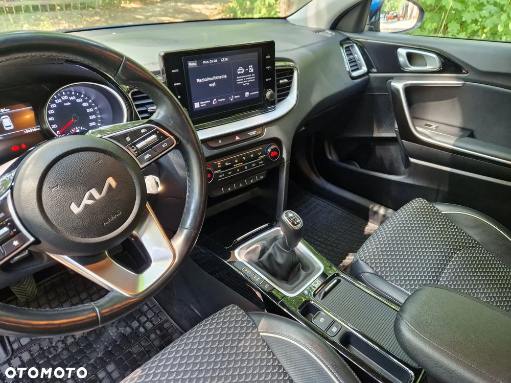 Kia Ceed 1.5 T-GDI L - 33