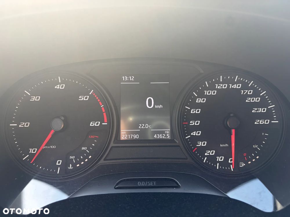 Seat Leon 1.6 TDI Reference - 10