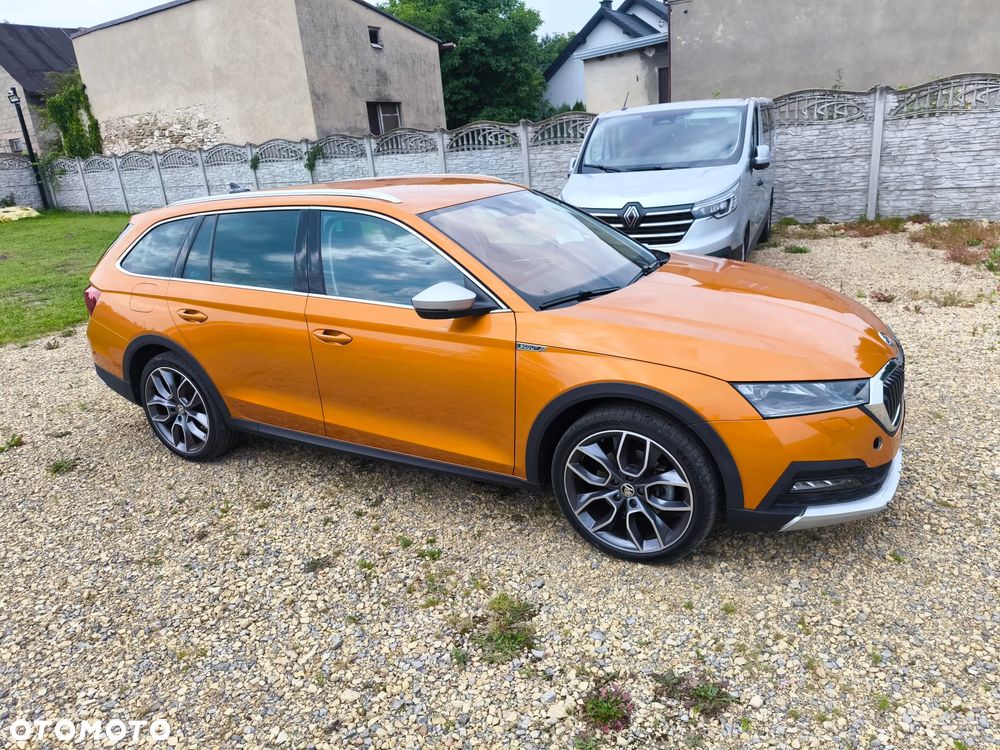 Skoda Octavia 2.0 TSI 4x4 Scout DSG - 8