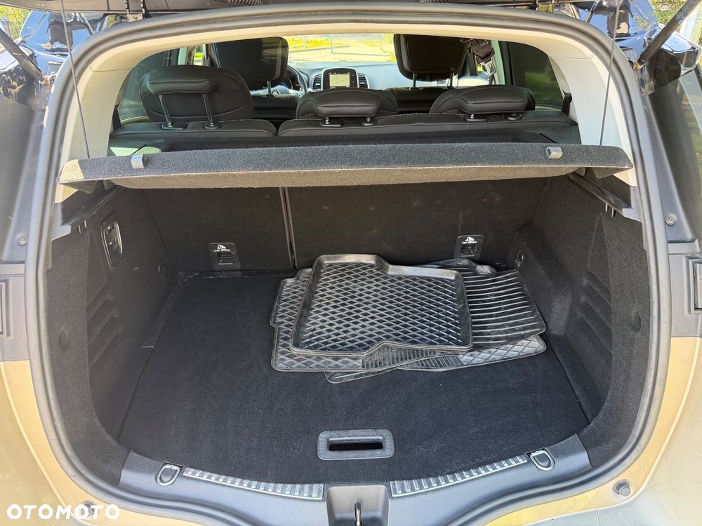 Renault Scenic 1.3 TCe FAP Bose EDC - 19