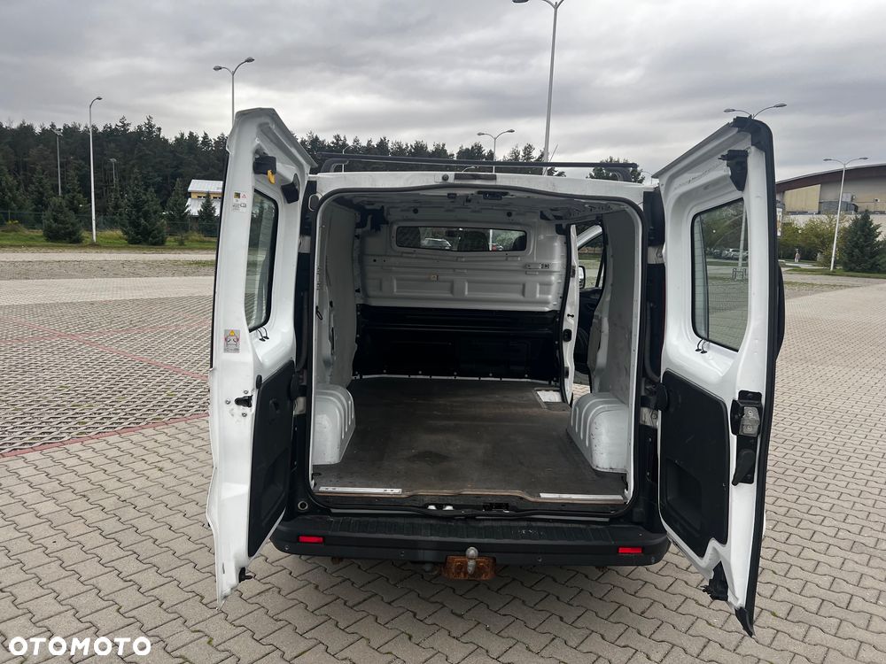 Opel Vivaro - 9