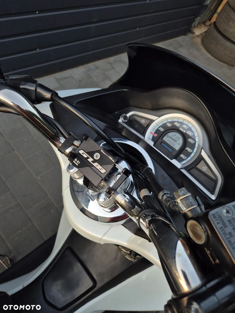 Honda PCX - 4