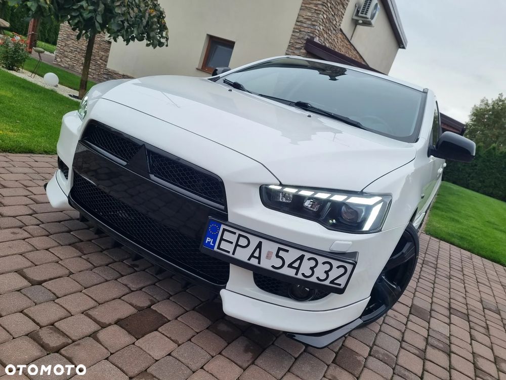 Mitsubishi Lancer - 1