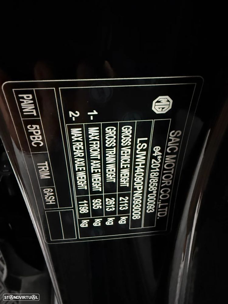 MG MG4 64 kWh Luxury - 30