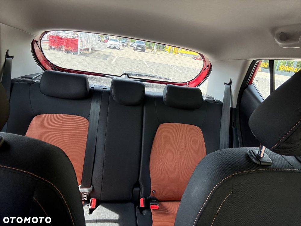 Hyundai i10 - 13