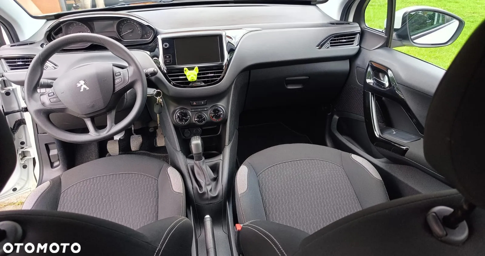 Peugeot 208 1.2 PureTech Access - 18