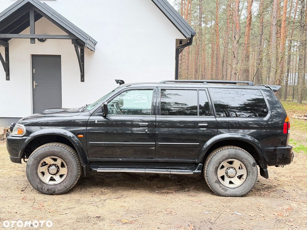 Mitsubishi Pajero Sport 2.5 TDI - 2