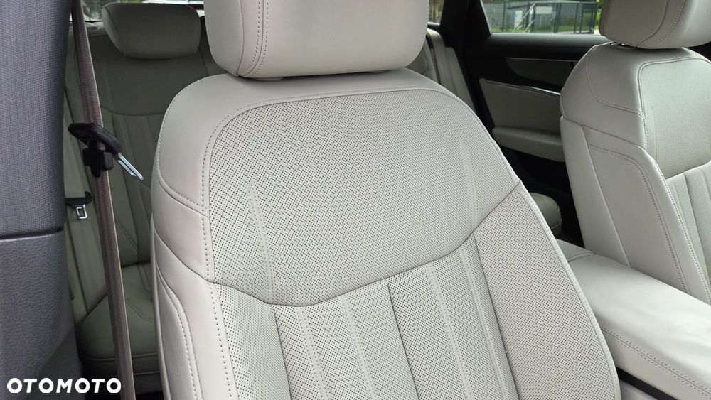 Audi A6 Avant 45 TFSI quattro S tronic S line - 13