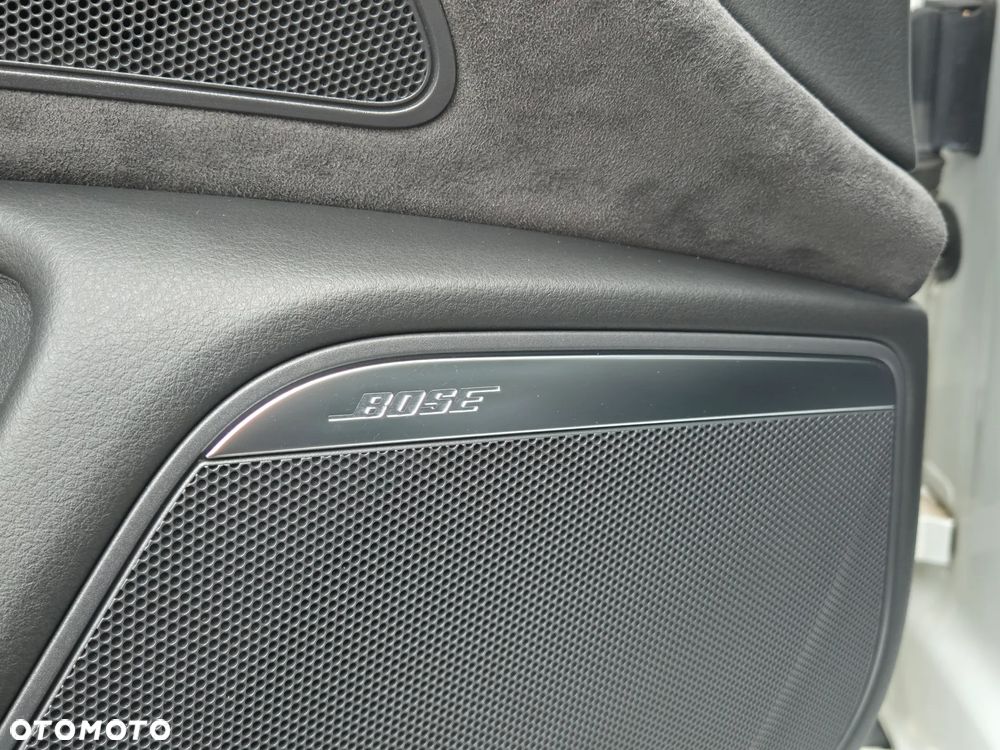 Audi A6 Avant 2.0 TDI Ultra S tronic - 24