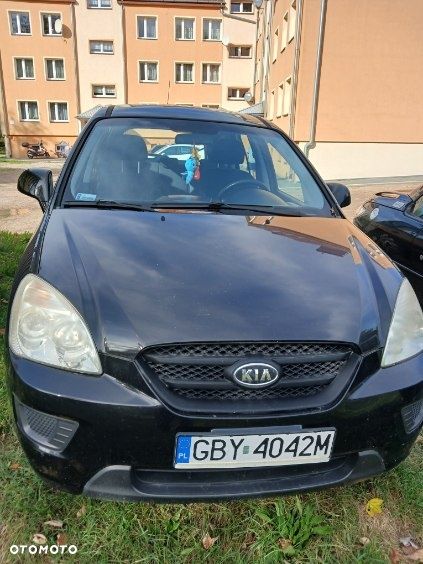 Kia Carens