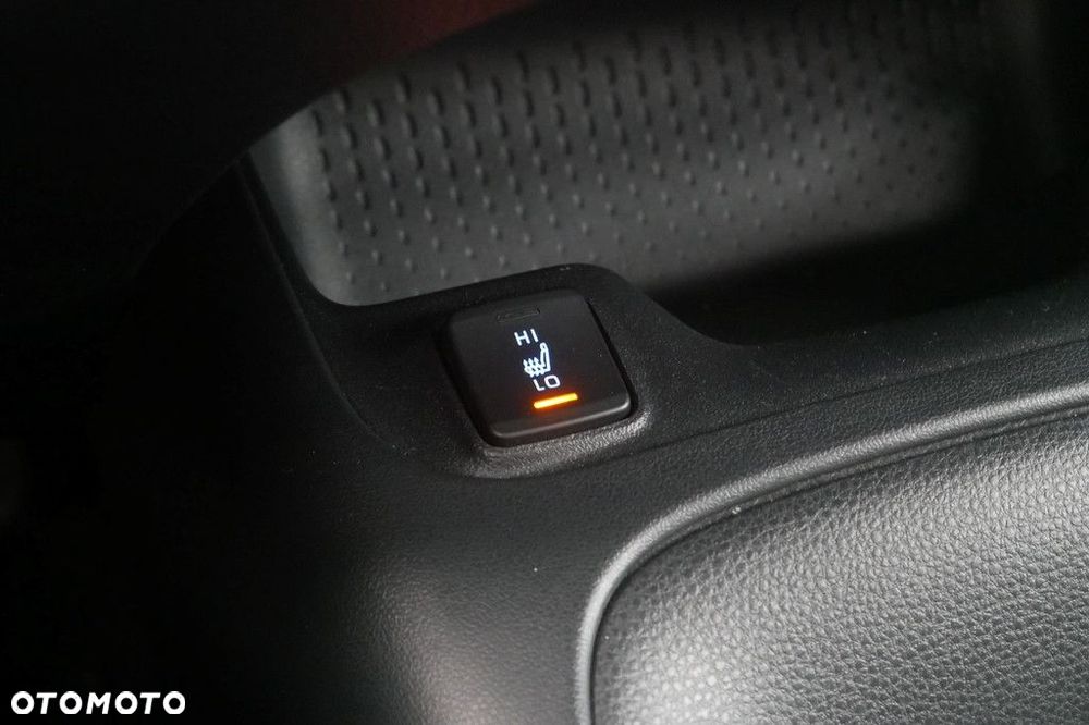 Toyota Corolla - 21