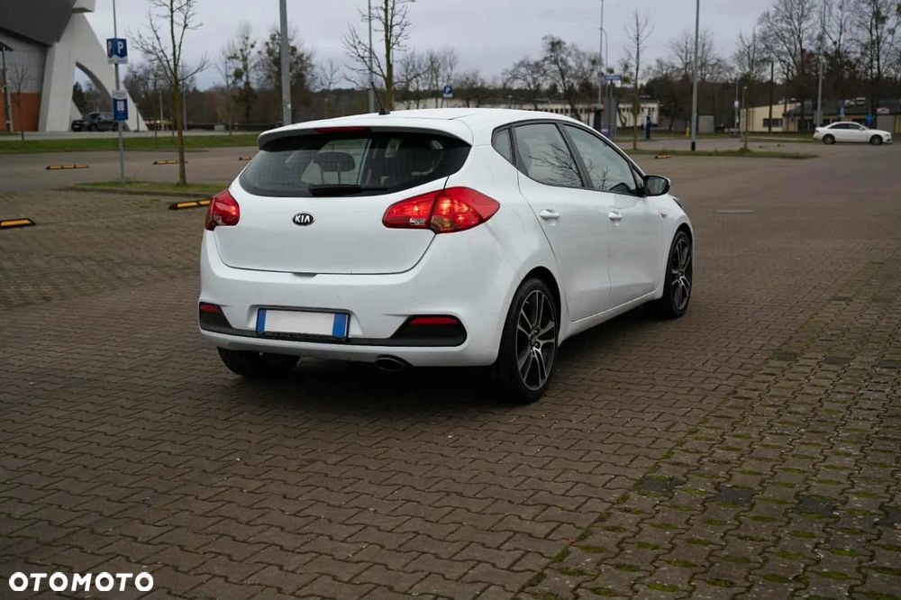 Kia Ceed 1.4 CVVT Attract - 9