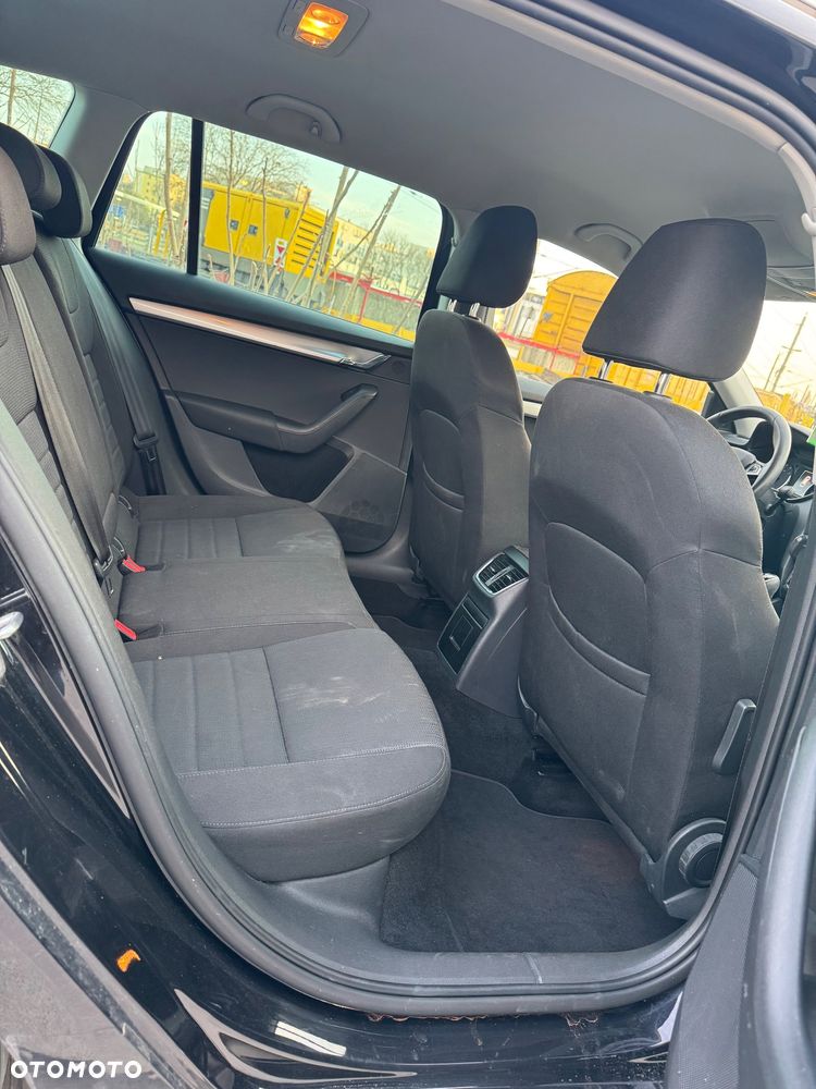 Skoda Octavia 1.6 TDI (Green tec) Style - 8