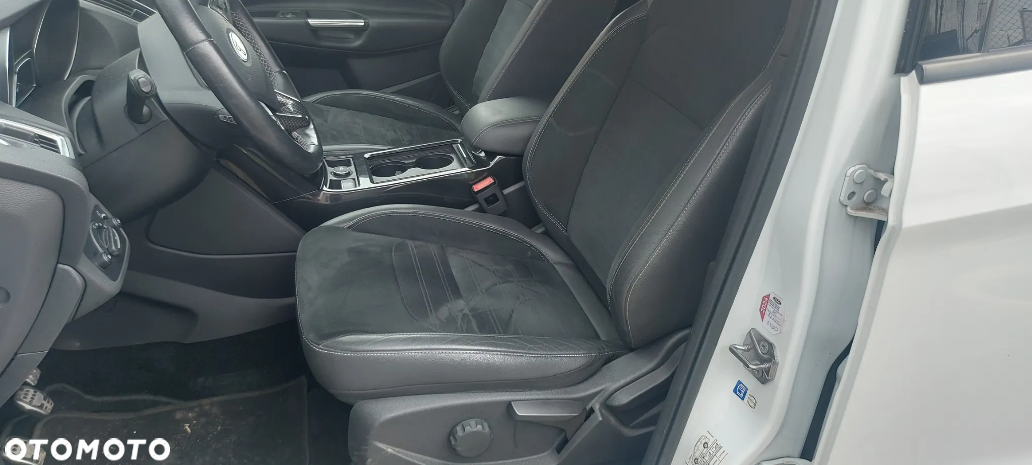 Ford Kuga 1.5 EcoBoost 2x4 ST-Line - 10