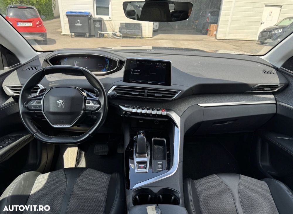 Peugeot 3008 - 23