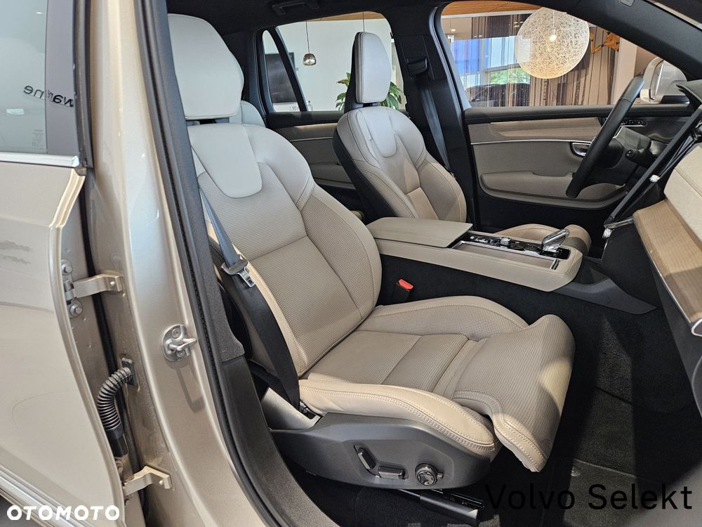 Volvo XC 90 - 26