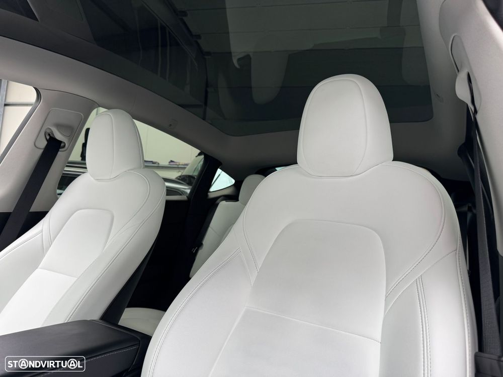 Tesla Model Y Tração Traseira - 37