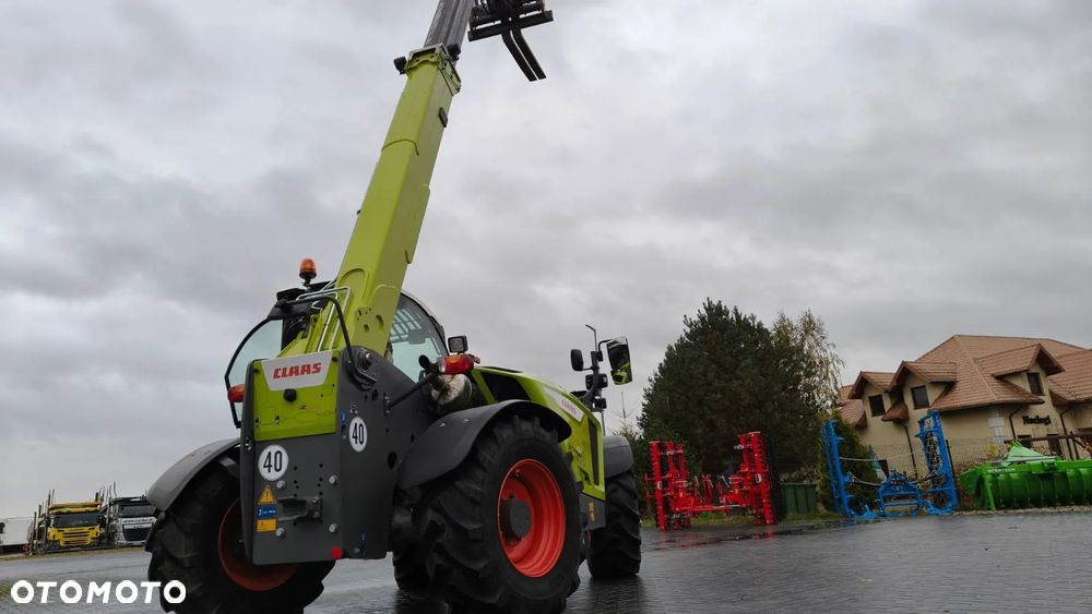Claas SCORPION 732 VP Stage V - 9