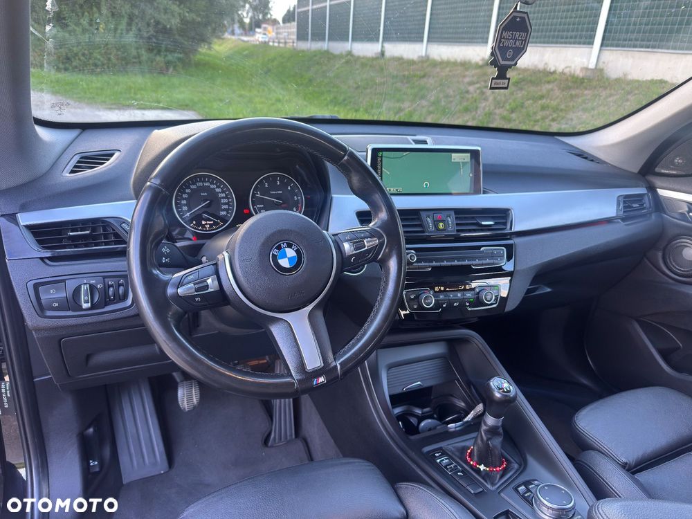 BMW X1 sDrive18d - 13