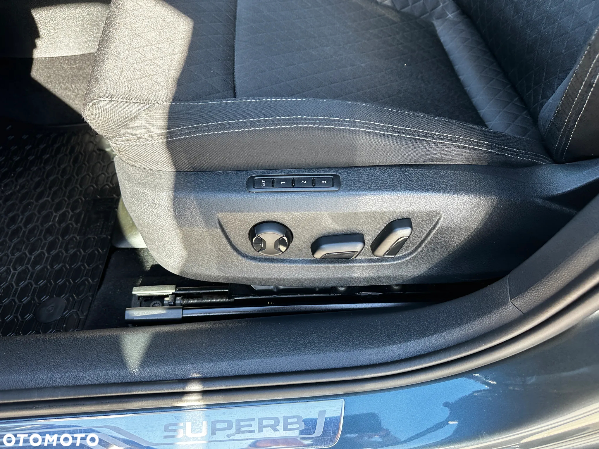 Skoda Superb - 20
