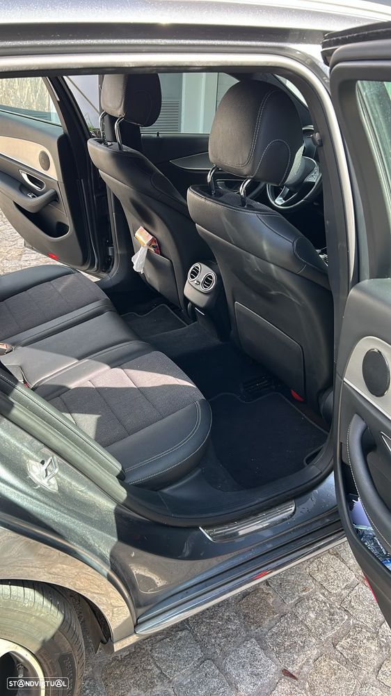 Mercedes-Benz E 220 - 10