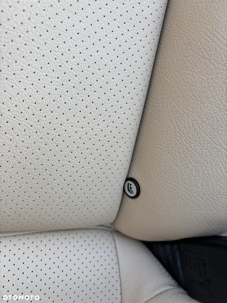 Mercedes-Benz CLK Cabrio 320 Avantgarde - 21