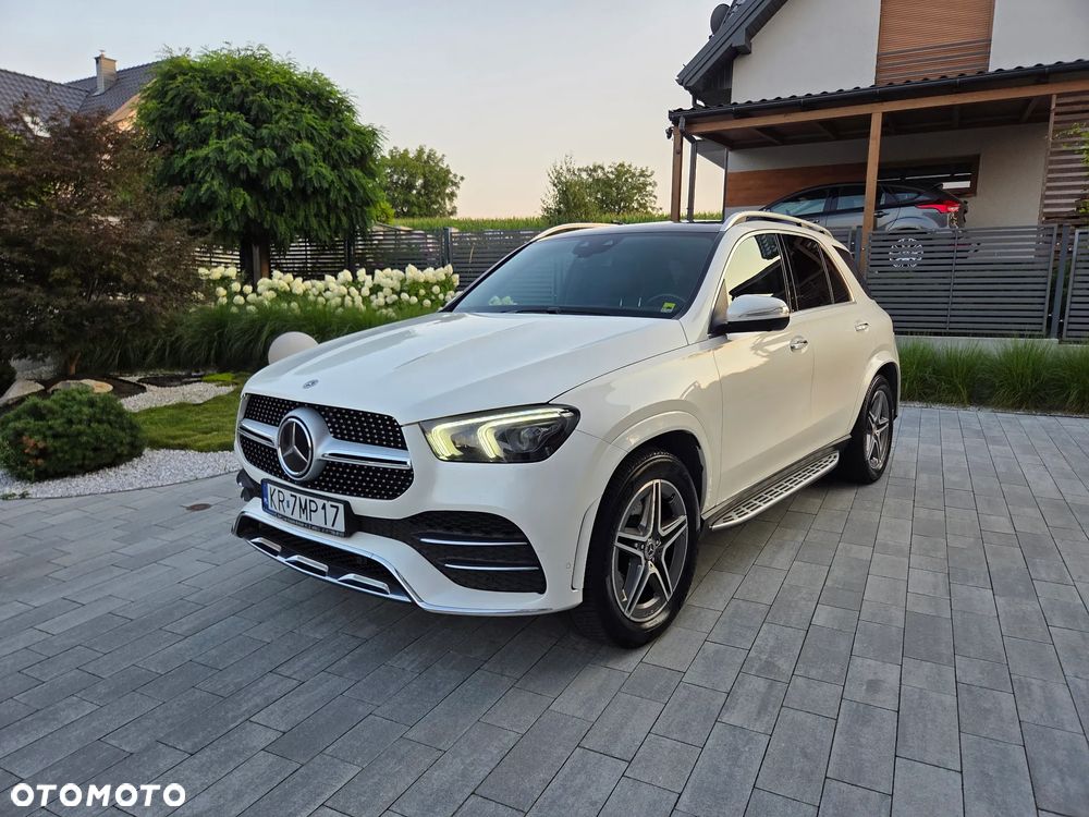 Mercedes-Benz GLE - 1