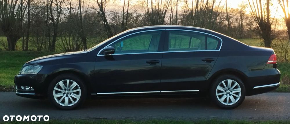 Volkswagen Passat 2.0 TDI Highline - 5