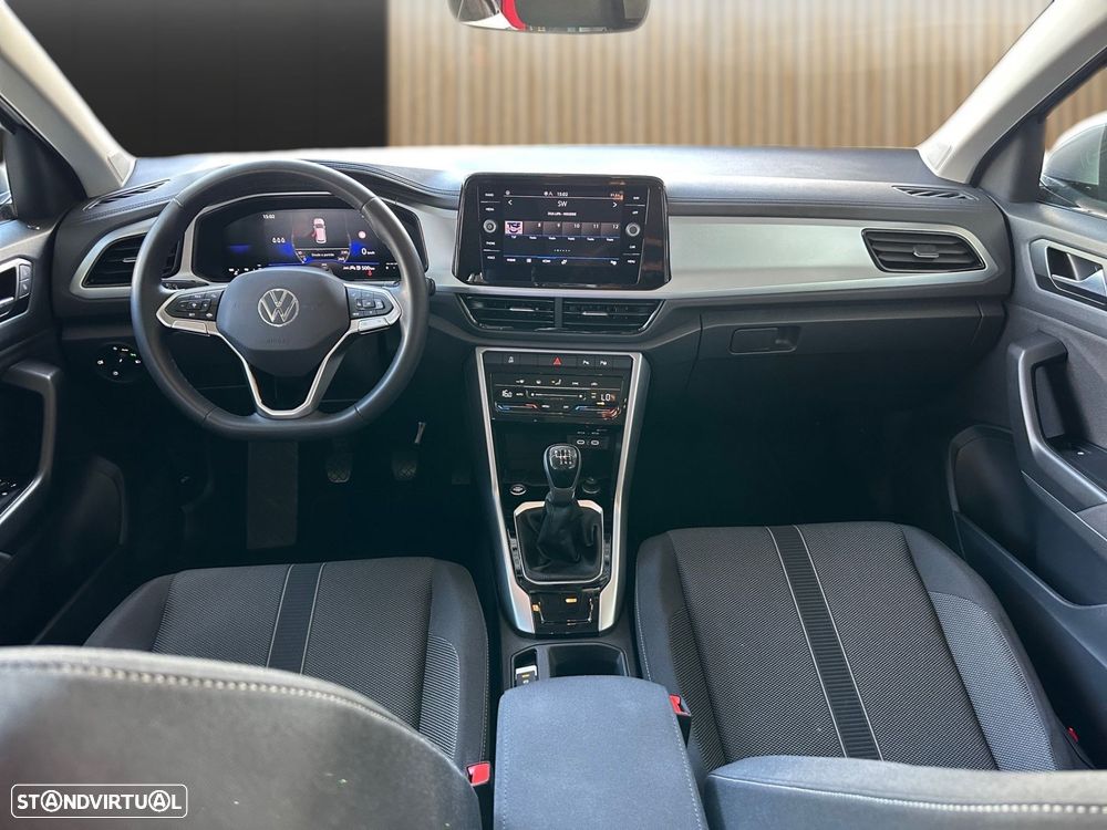 VW T-Roc 1.0 TSI Urban - 11