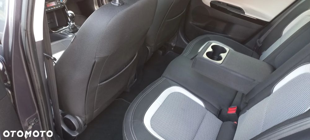 Kia Ceed 1.6 GDI Dream-Team Edition - 29