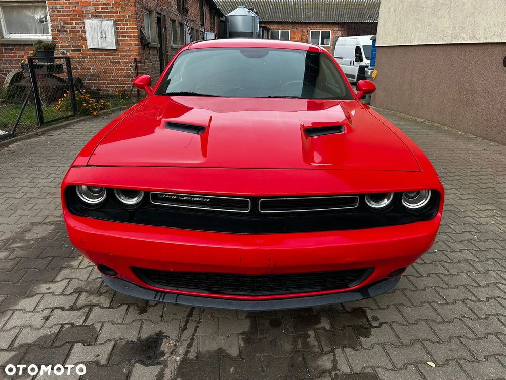 Dodge Challenger - 3