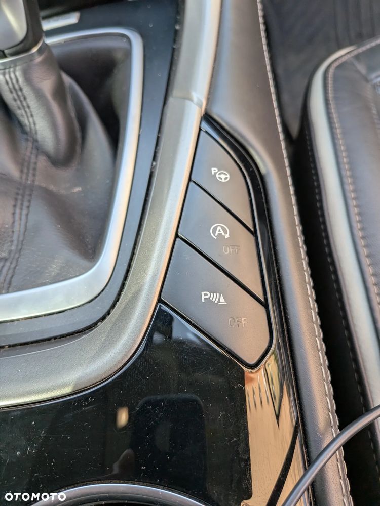 Ford Mondeo Vignale 2.0 TDCi 4WD PowerShift - 25