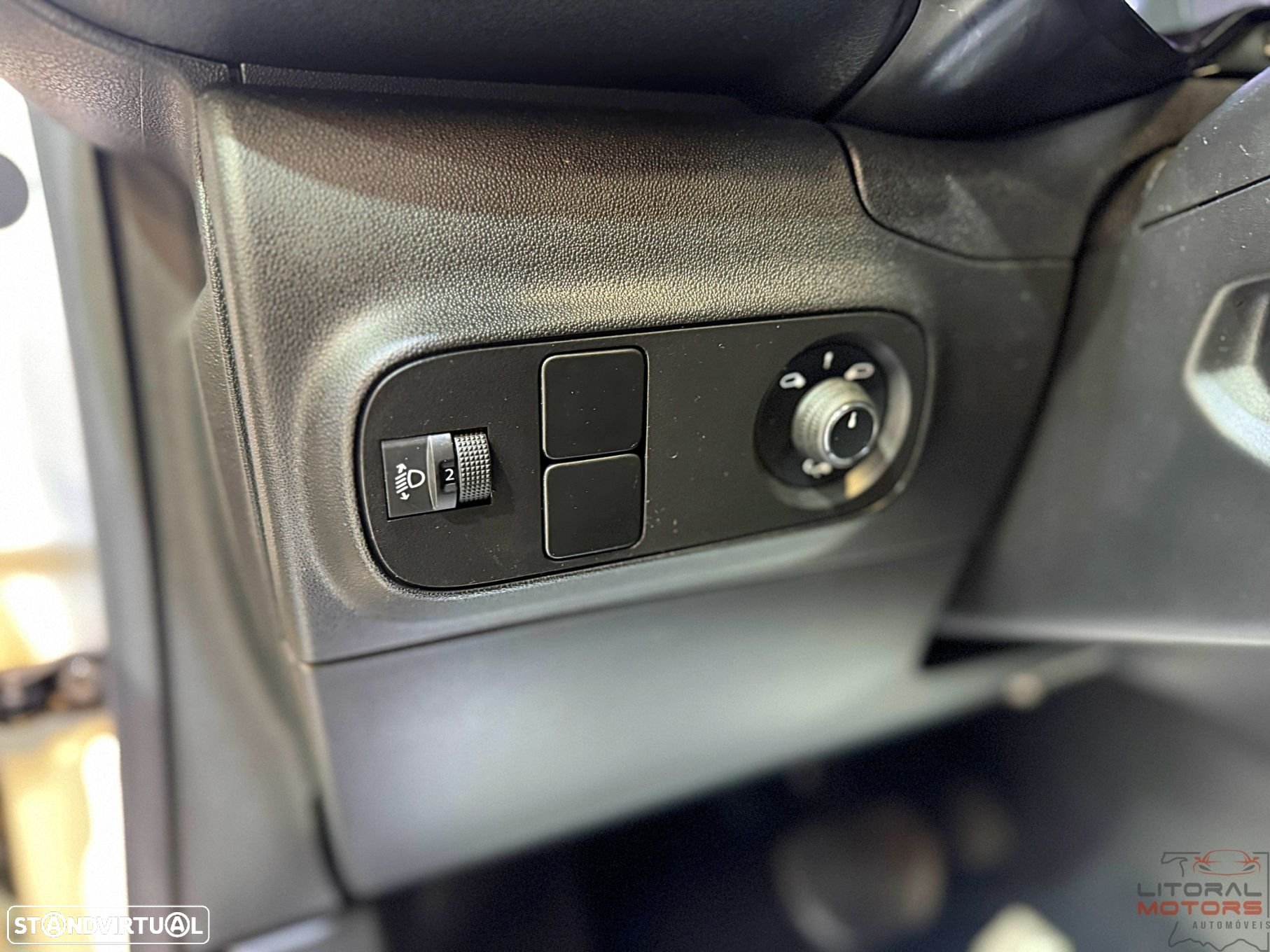 Citroën C3 Pure Tech S&S EAT6 Feel - 18