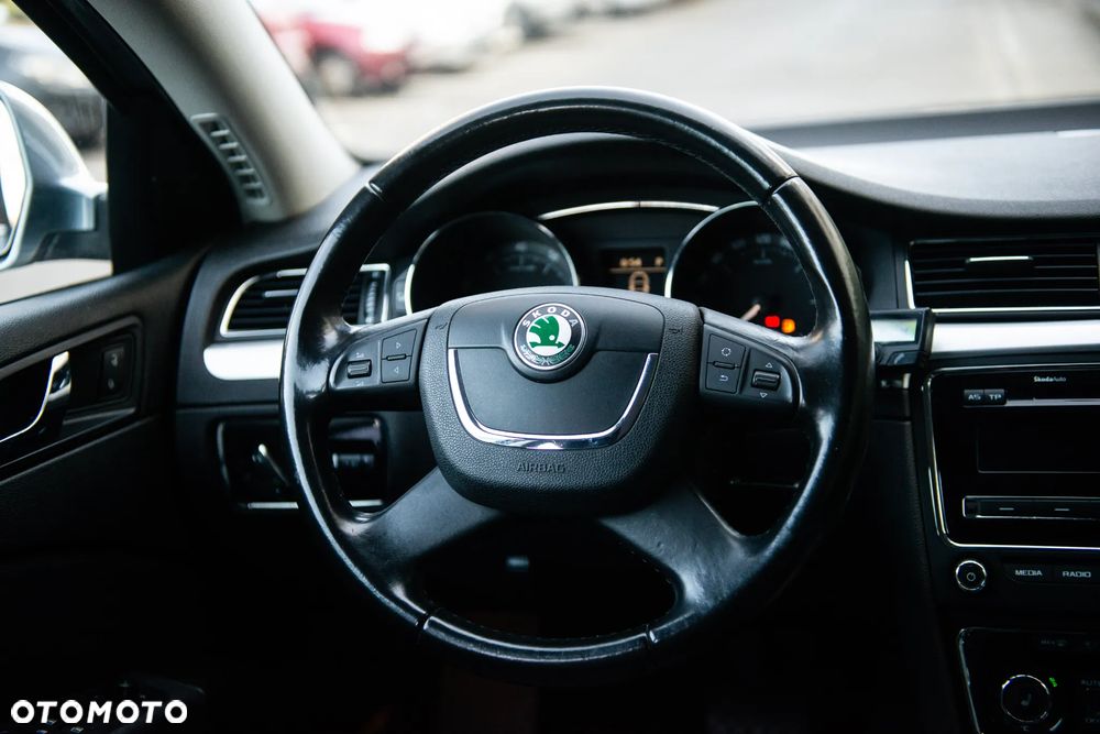 Skoda Superb 3.6 V6 4x4 DSG Elegance - 18