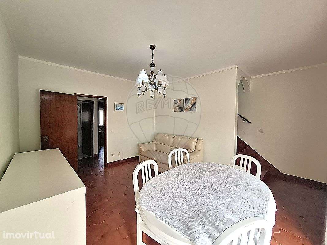 Apartamento T2 para arrendamento - Grande imagem: 2/11