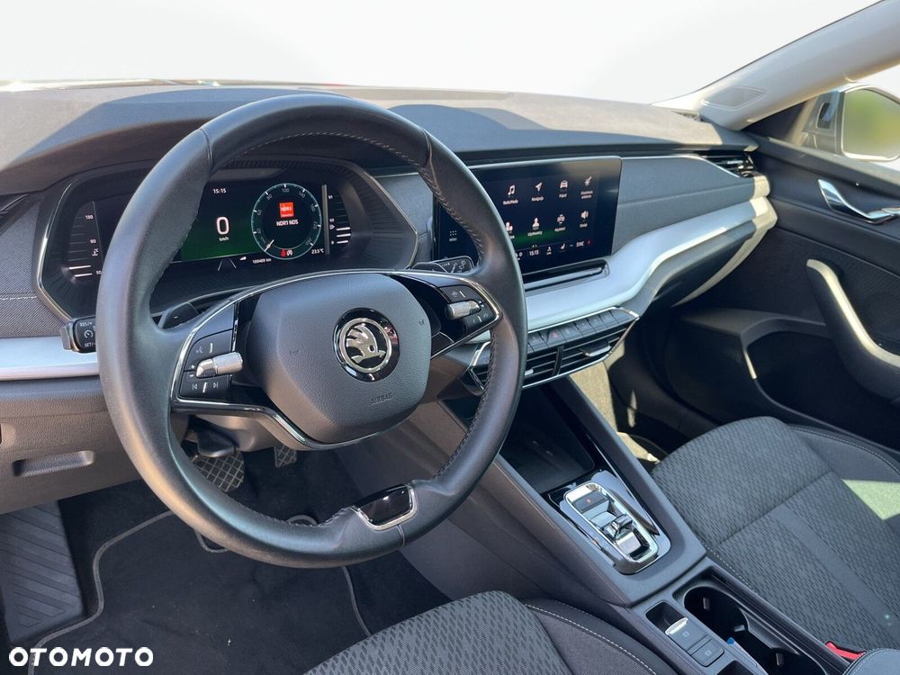 Skoda Octavia 2.0 TDI Style DSG - 10