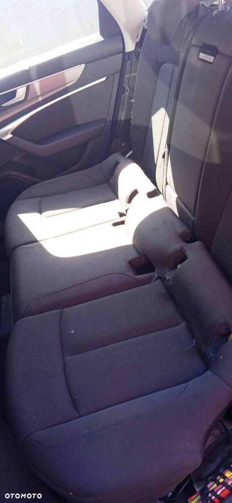 Na części Audi A6 C8 2.0 TDI LX5B drzwi zderzak klapa błotnik deska wyświetlacz fotel kanapa - 7