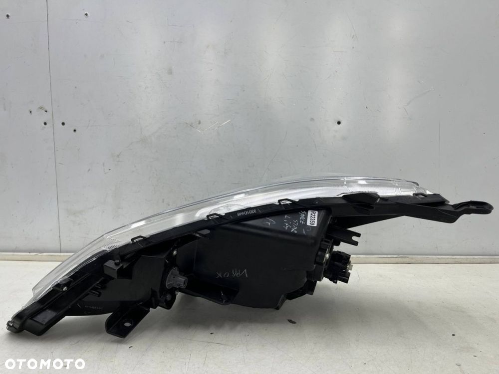Lampa reflektor Mitsubishi Space Star LIFT 19-24r. prawa przednia ORYGINALNA Europa prawy przód - 10