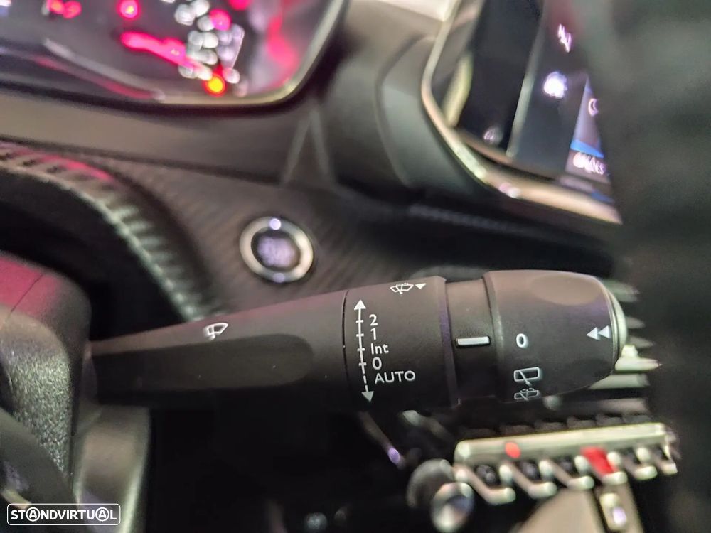 Peugeot 2008 1.2 PureTech Allure Pack - 12