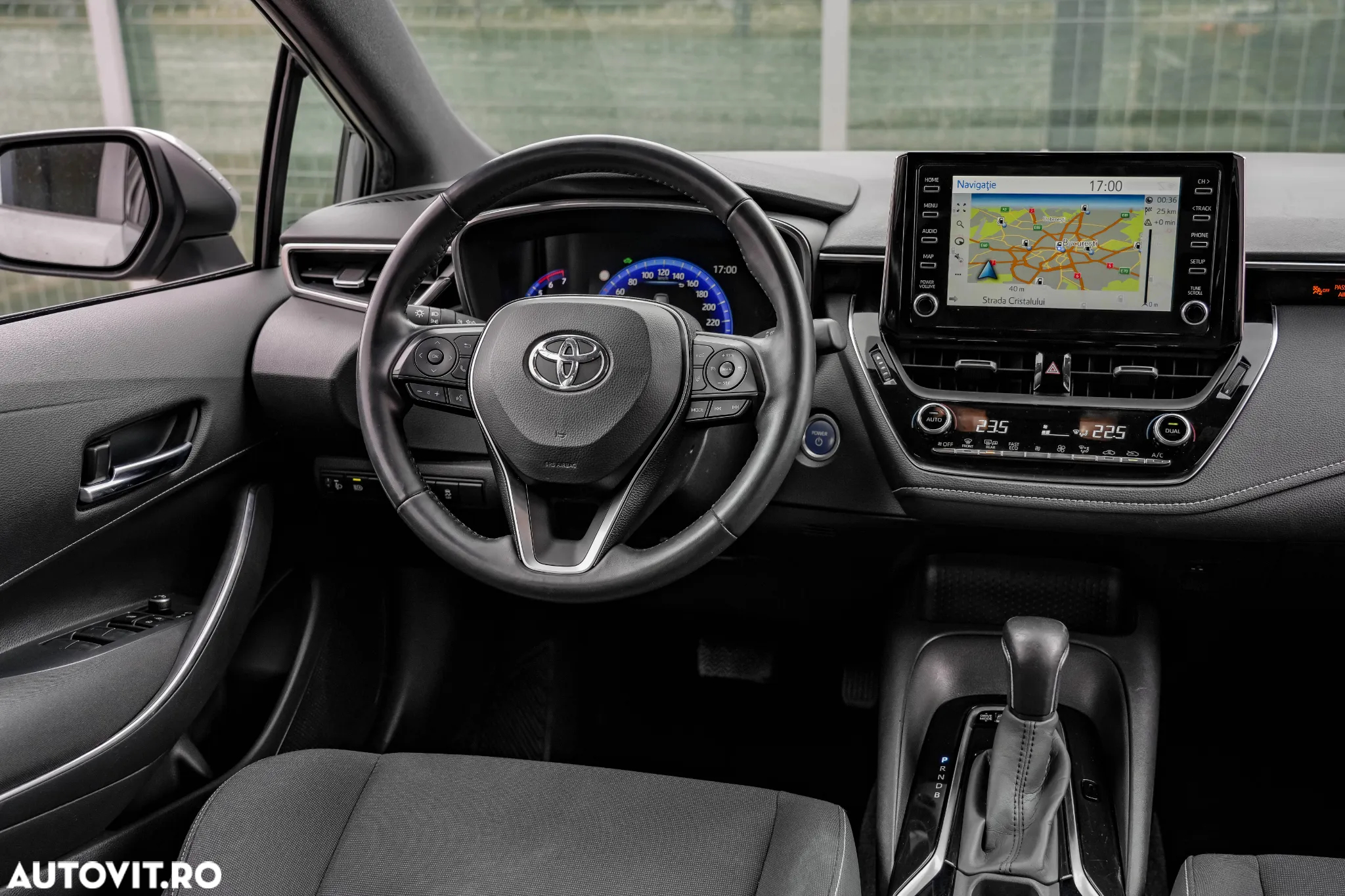 Toyota Corolla - 8